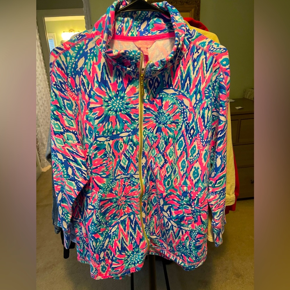 Lilly Zip Up